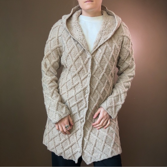 Lina Glasir Sweaters - Cozy Knit Hooded Cardigan